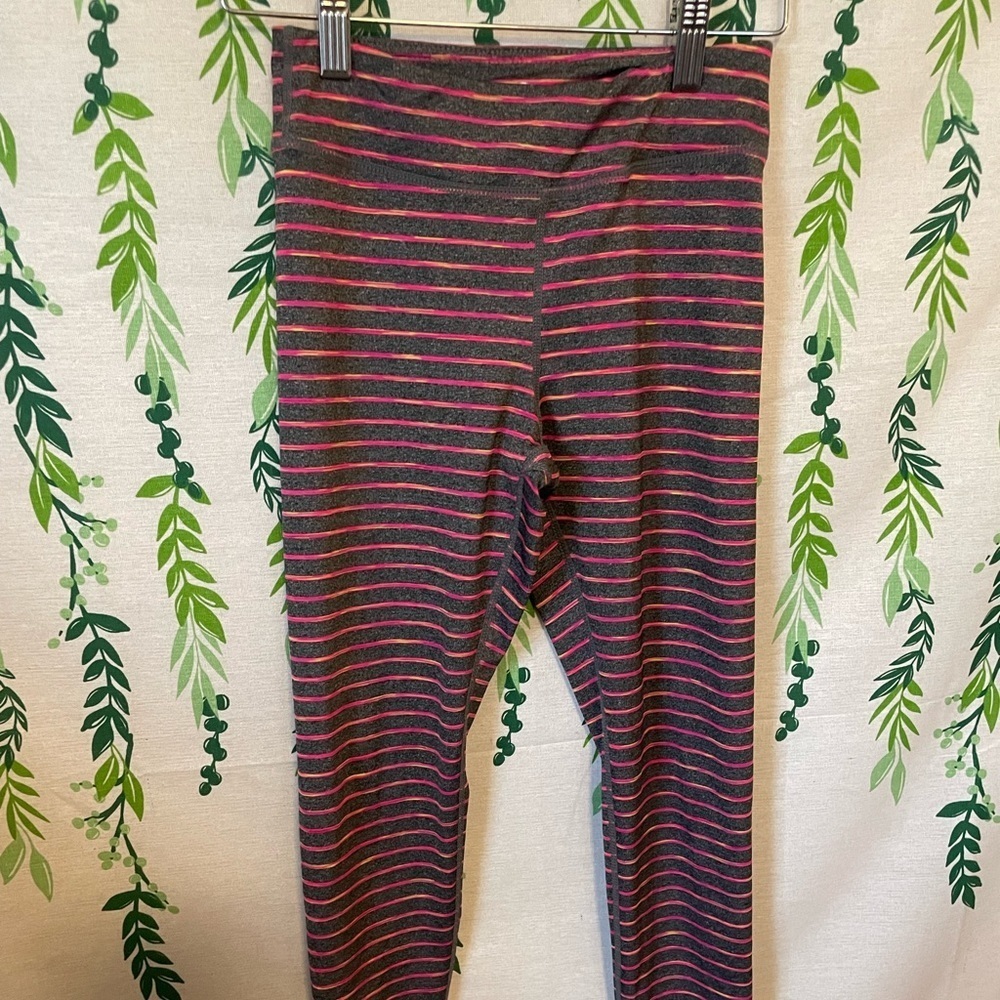 GIRLS Size 12/Large Striped Athletic Leggings D2